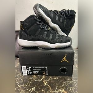 Jordan 11 women shoes had been wearing 2 time